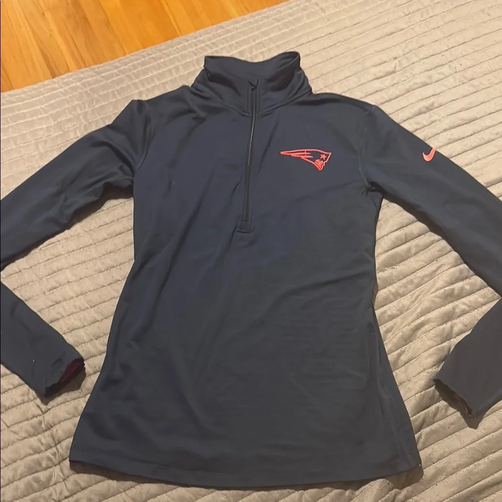 Nike New England Patriots Dri-FIT Quarter-Zip Pullover Womens Large NFL
